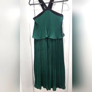 BEBE DRESS SIZE 4